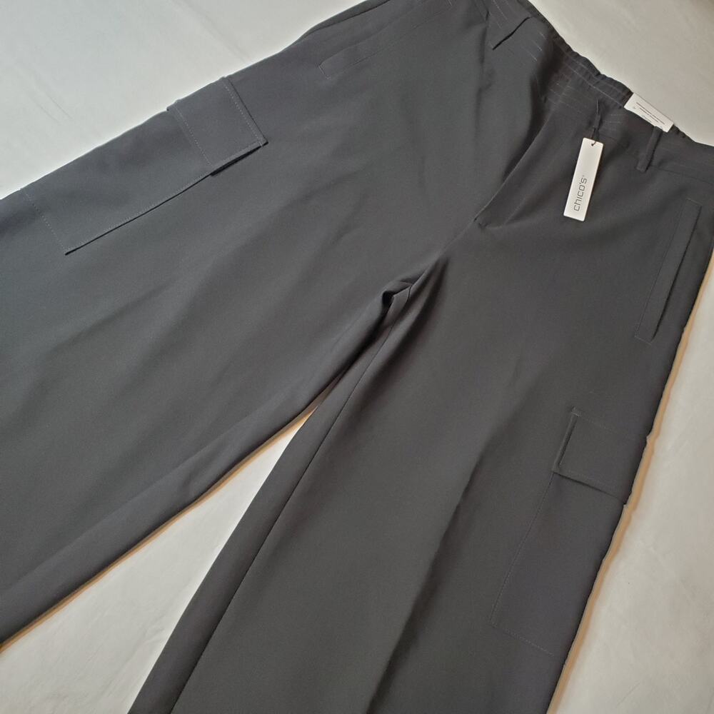 Chico's Women's Size 3R (US-16) NWT Polished Wide Leg Cargo Dress Pants Black